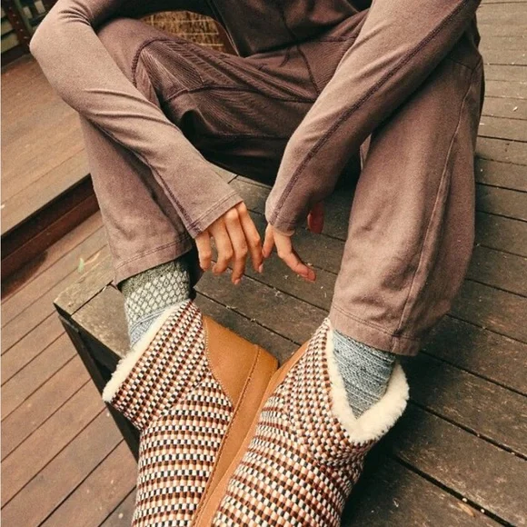 NWT Free People Size L- Brown hot shot onesie - Picture 3 of 10